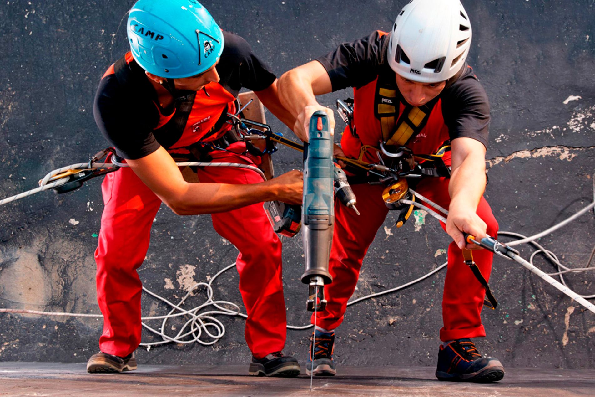 Trabajos en altura en Sant Adrià de Besòs